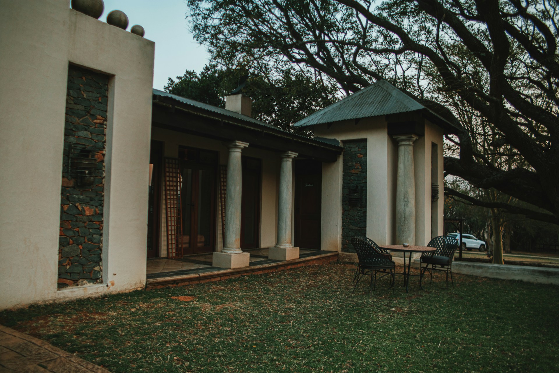 michael-ali-kg1xeHTA_lE-unsplash